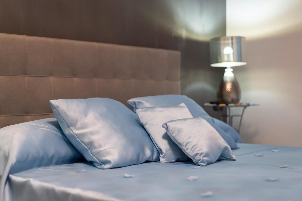 New In! Syrenuse At Santa Lucia Apartment Napoli Exterior foto